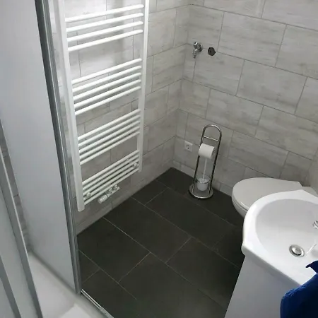 Einraum-ferienwohnung 46m2 Eisenhuettenstadt-diehlo