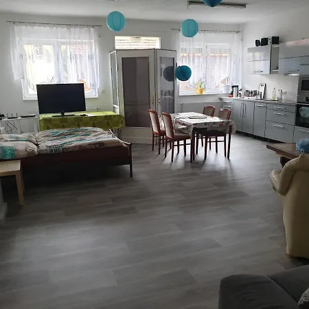 Apartment Einraum-ferienwohnung 46m2 Eisenhuettenstadt-diehlo