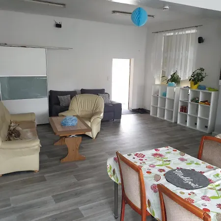 Einraum-ferienwohnung 46m2 Eisenhuettenstadt-diehlo