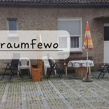 Einraum-ferienwohnung 46m2 Eisenhuettenstadt-diehlo Lägenhet Eisenhüttenstadt